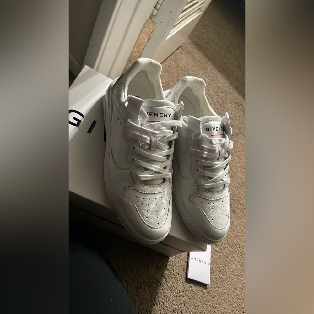 Authentic sneakers . Worn once